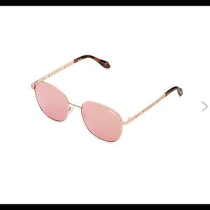 Quay Jezzebell Links Sunglasses